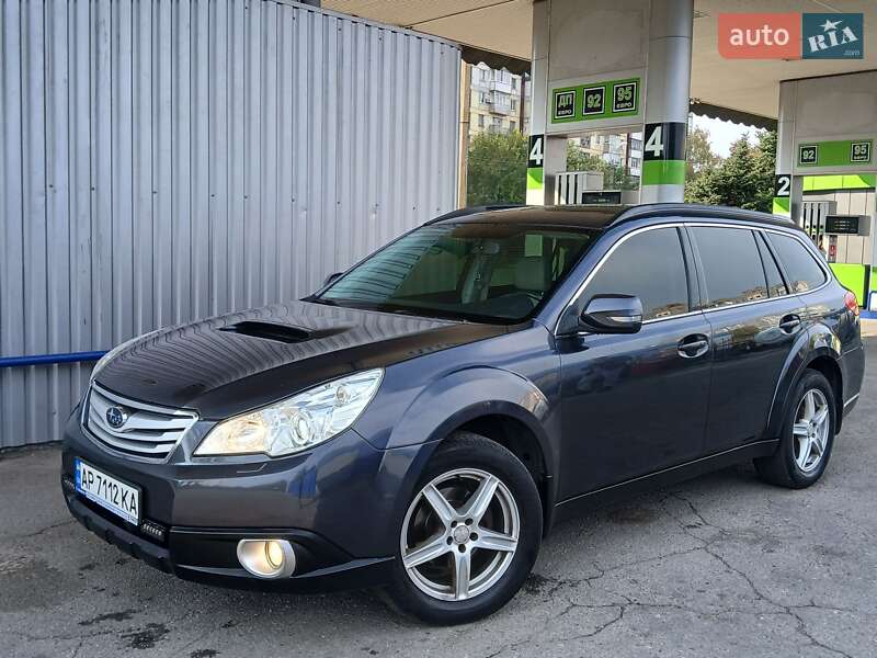 2010 subaru legacy