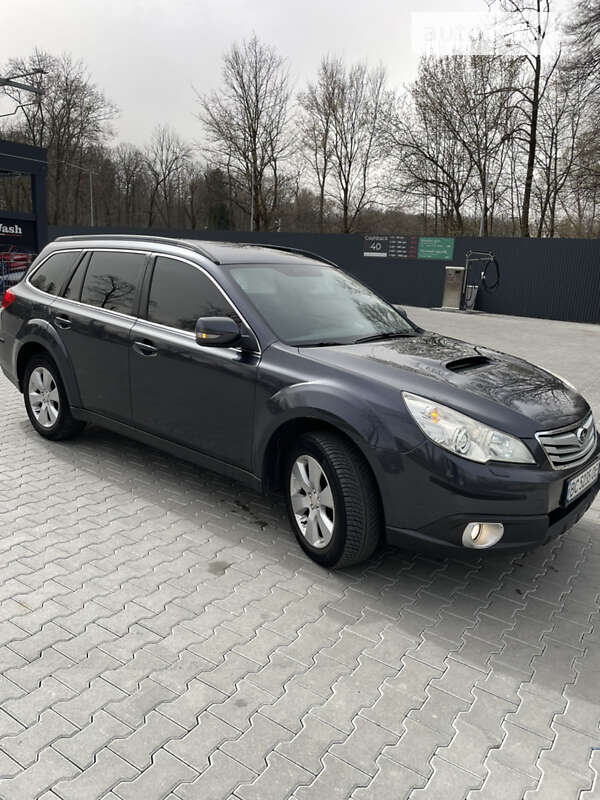 2010 subaru outback