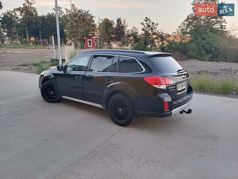 2010 subaru legacy