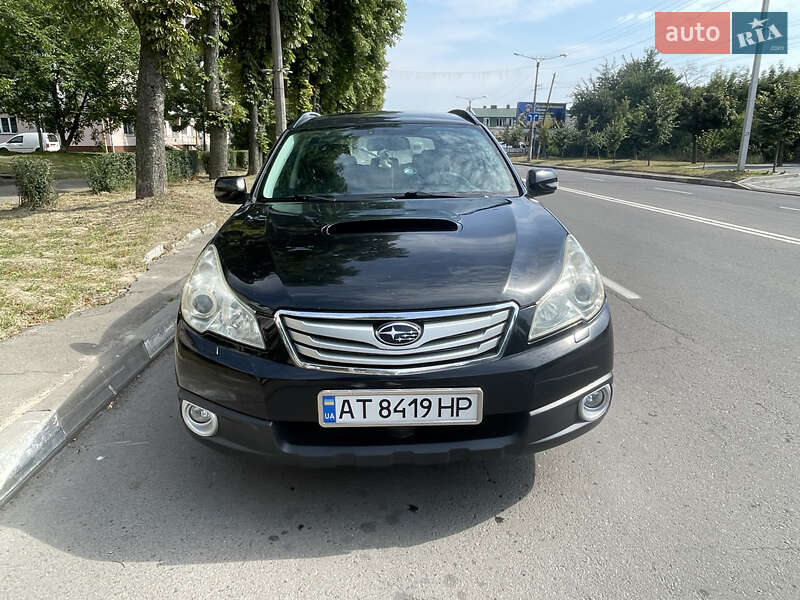 2010 subaru legacy