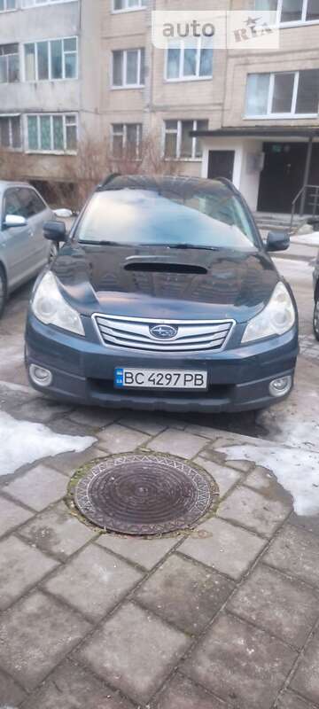 2011 subaru legacy