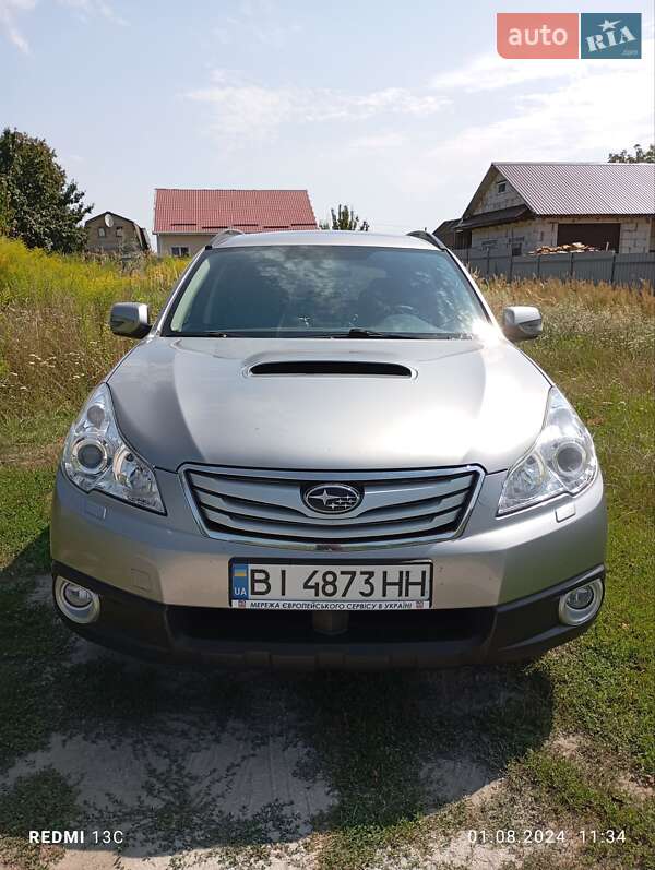 2011 subaru legacy