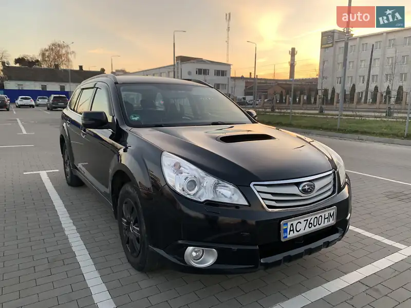 2011 subaru legacy