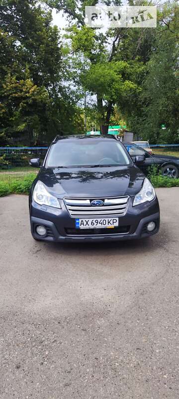 2013 subaru legacy outback