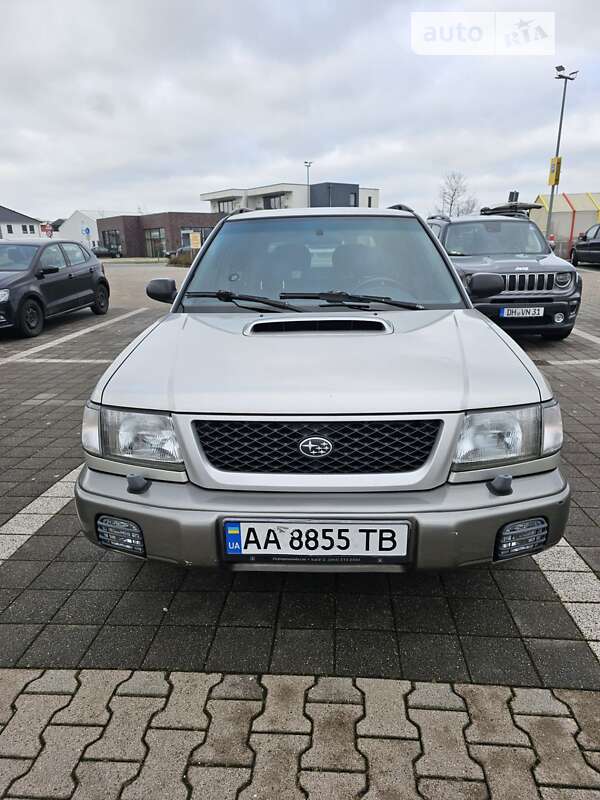 1999 subaru forester