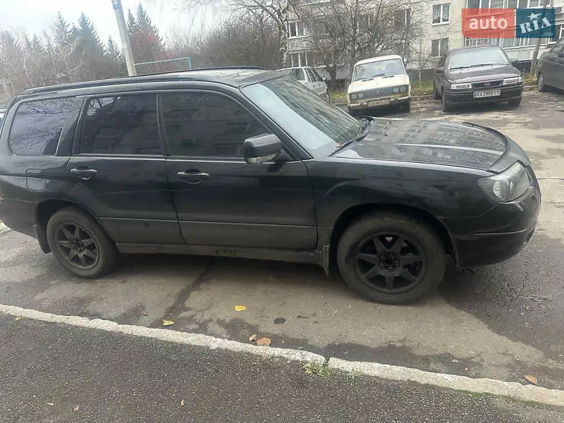 2005 subaru forester