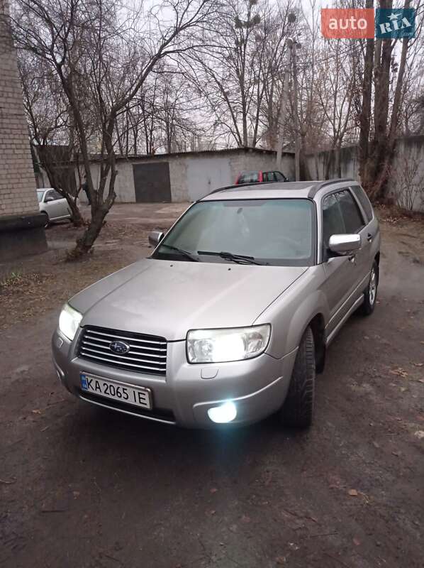 2005 subaru forester