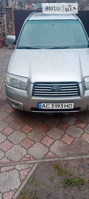 2005 subaru forester