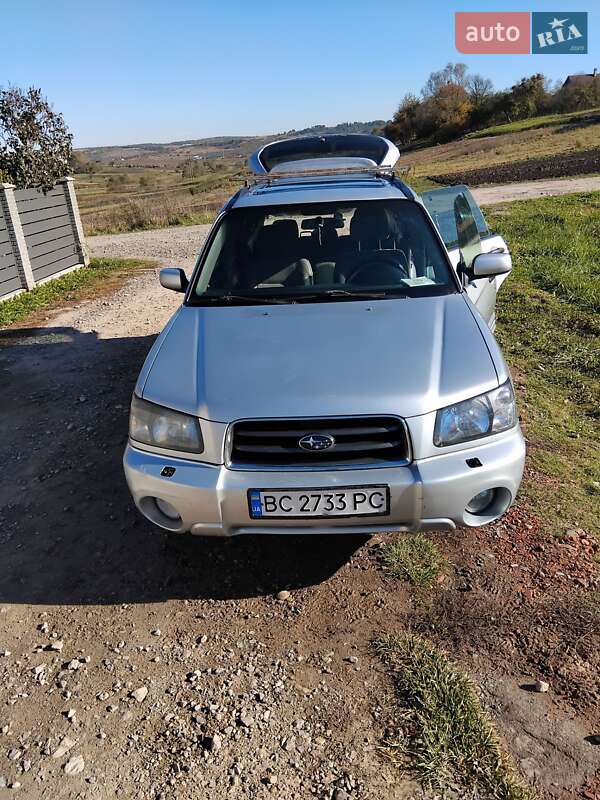 2004 subaru forester