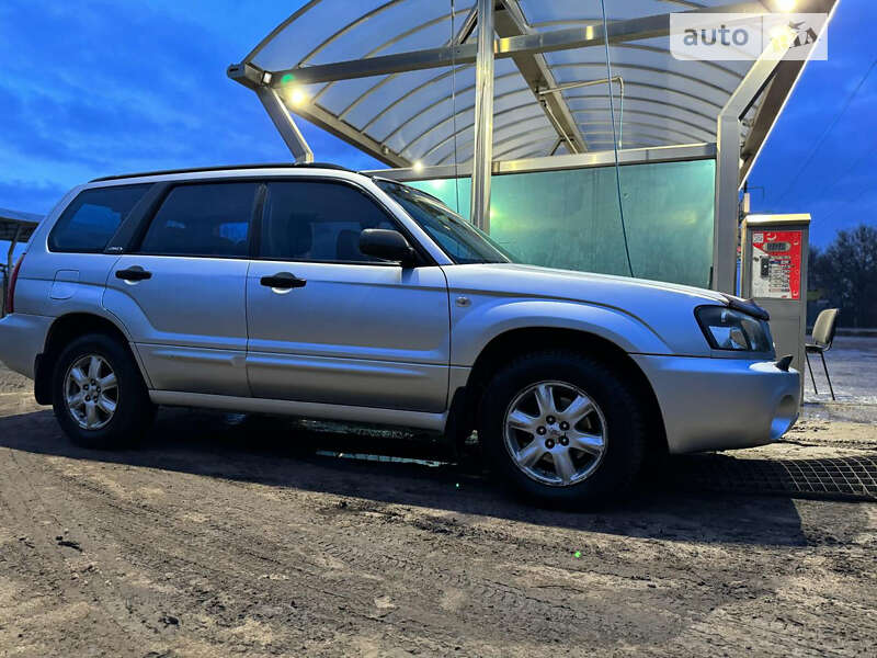 2004 subaru forester
