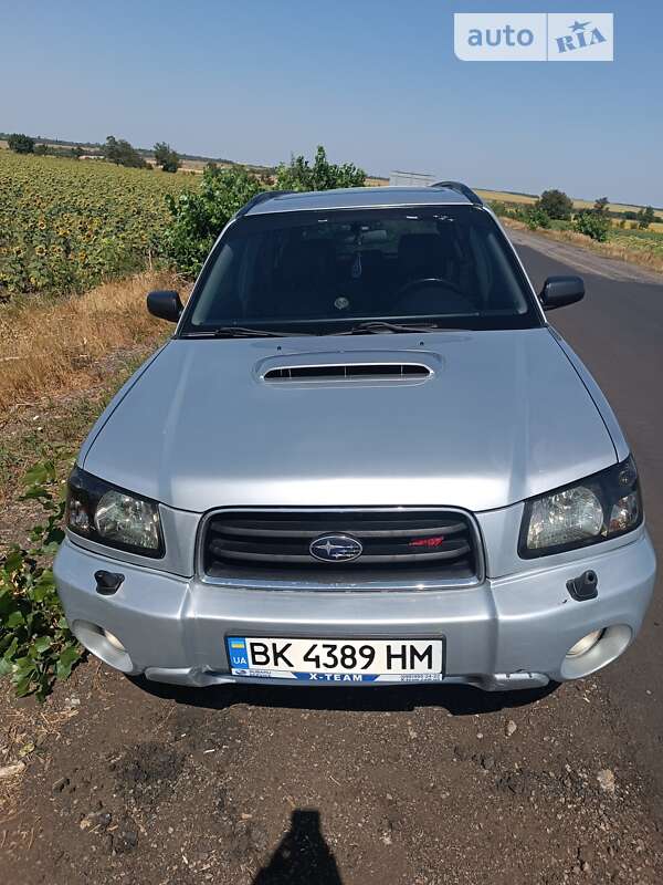 2004 subaru forester