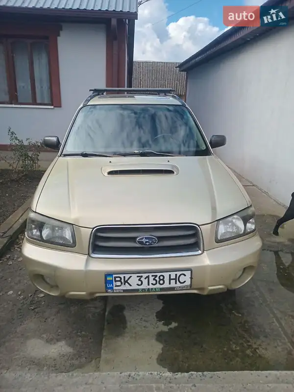2004 subaru forester