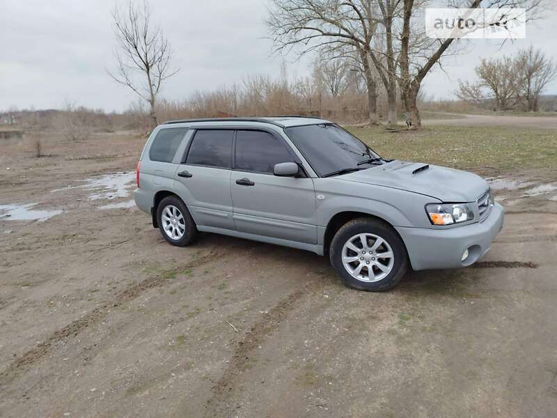 2004 subaru forester