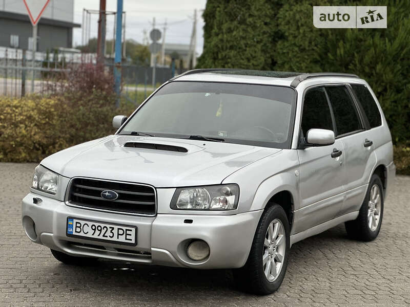 2004 subaru forester