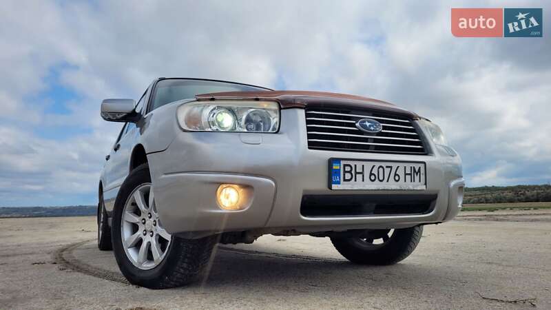 2005 subaru forester