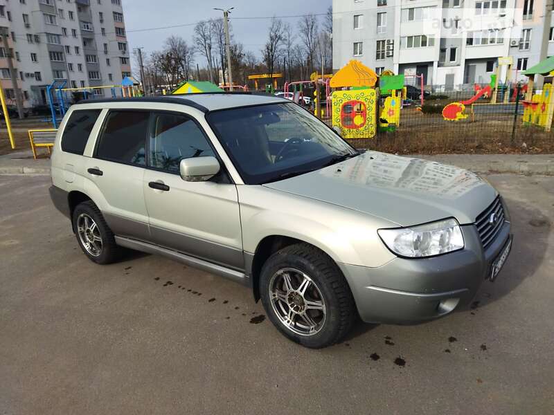 2005 subaru forester