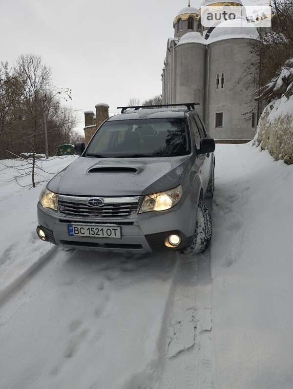 2010 subaru forester