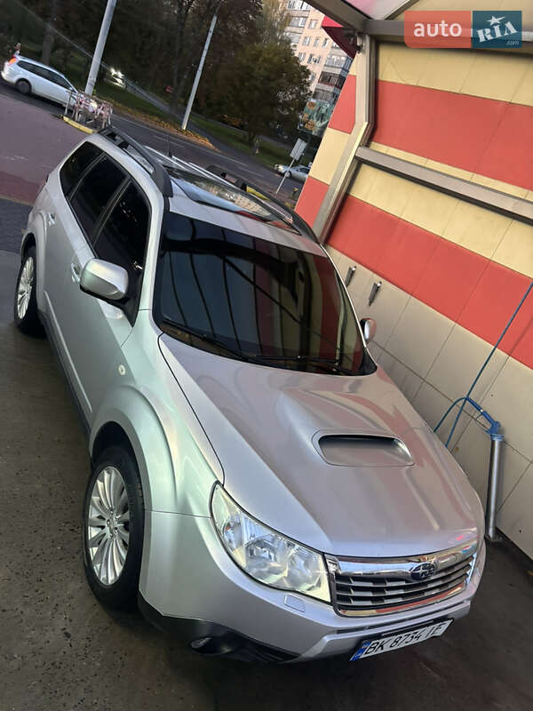 2011 subaru forester