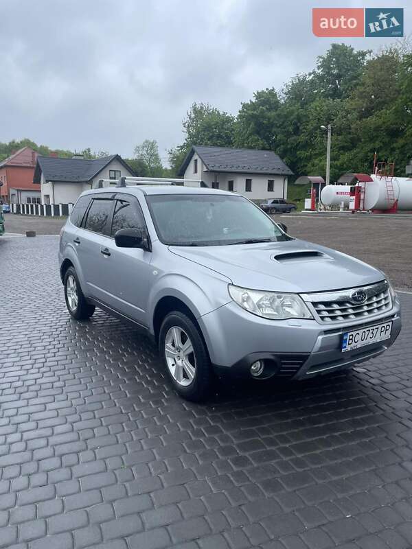 2011 subaru forester