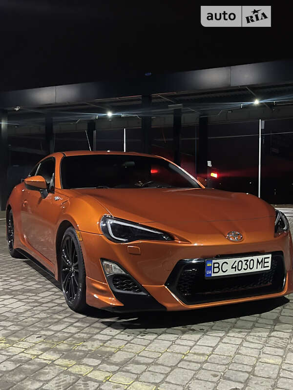 2013 scion fr-s
