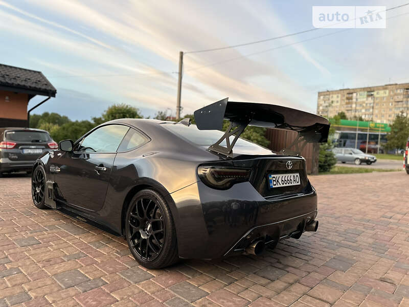 2016 toyota scion
