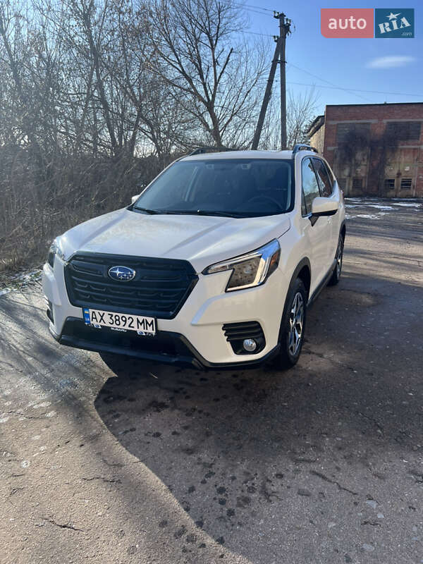 2022 subaru forester