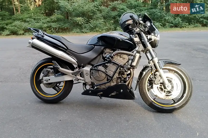 2000 honda hornet 600