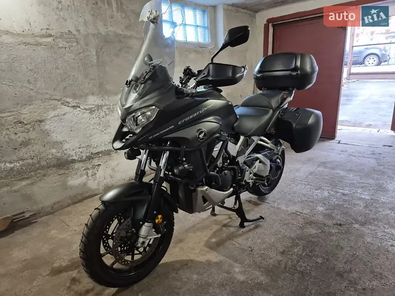 2015 honda vfr 800