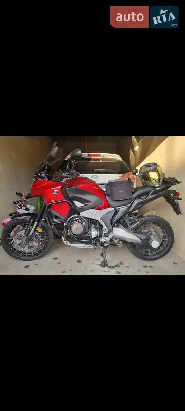 2014 honda vfr-1200