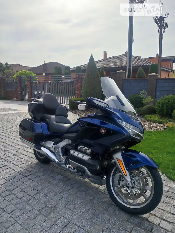 2018 honda gl-1800da