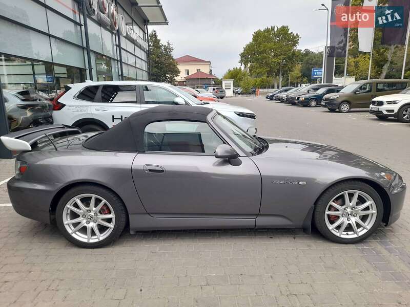 2004 honda s2000