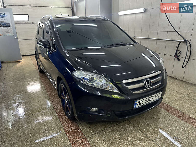 2006 honda fr-v