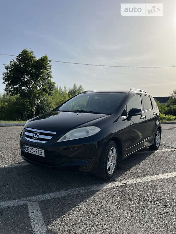 2005 honda fr-v