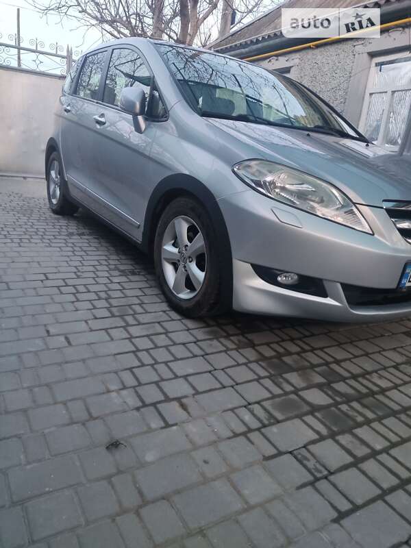 2006 honda fr-v