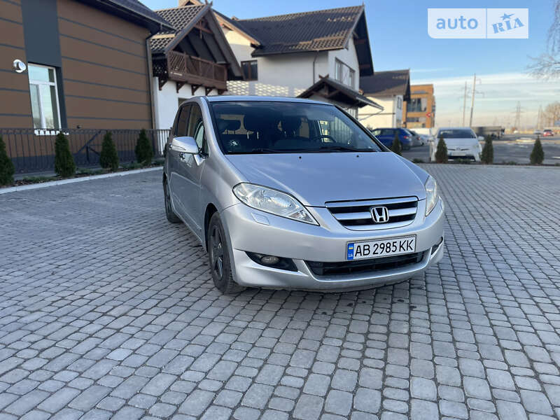 2006 honda fr-v