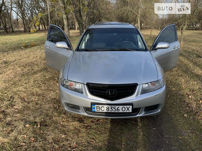 2004 honda accord