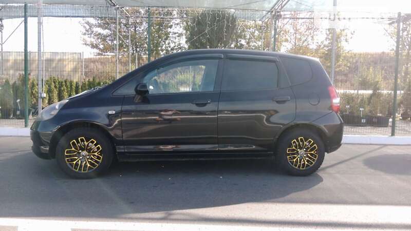 2004 honda jazz