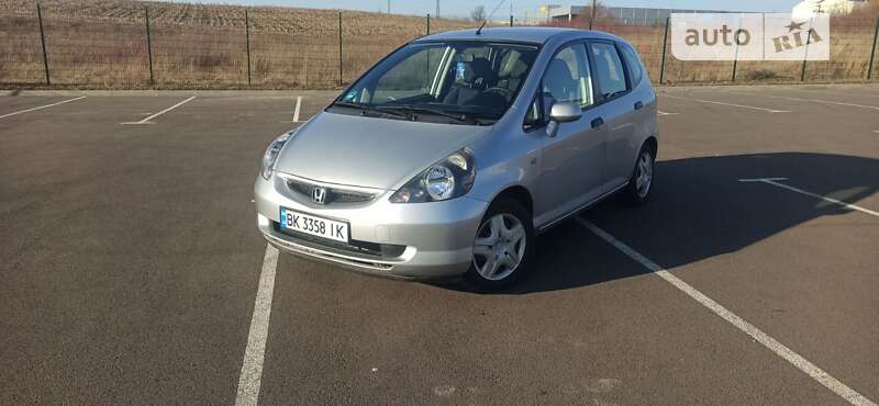 2004 honda jazz