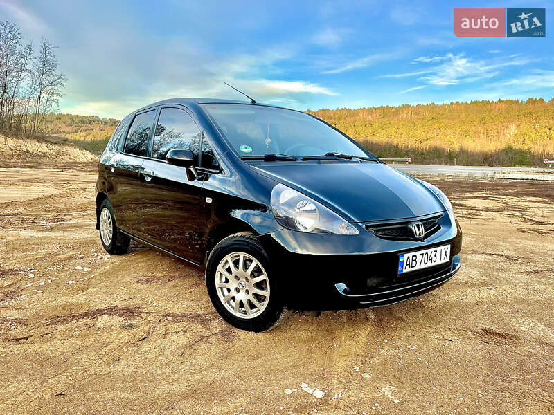 2004 honda jazz
