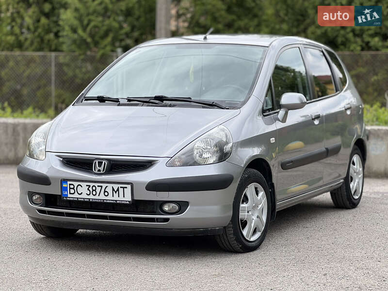 2004 honda jazz