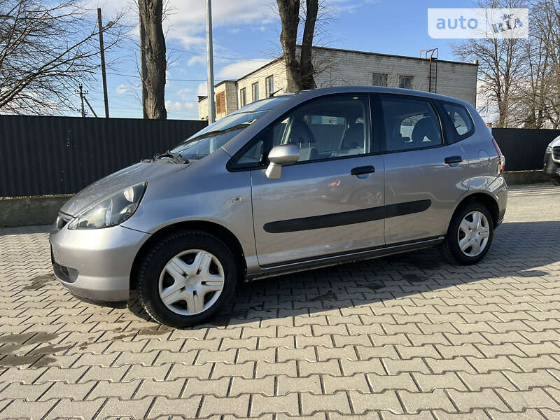 2004 honda jazz