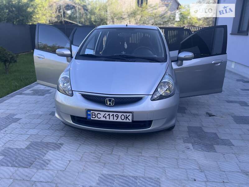 2005 honda jazz