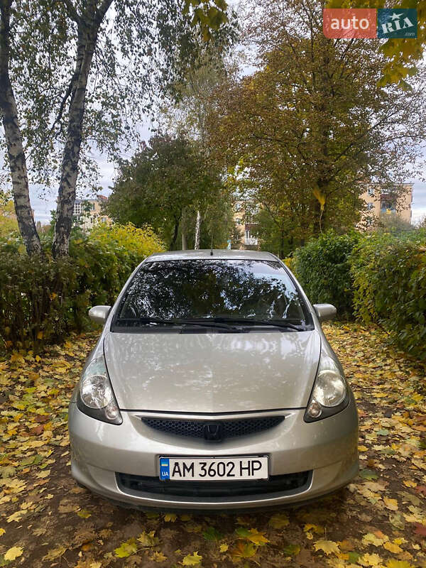 2005 honda jazz
