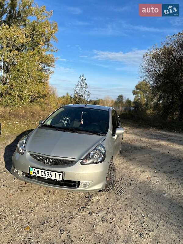 2006 honda jazz