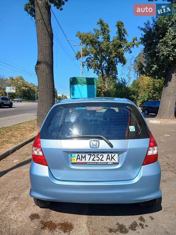 2006 honda jazz