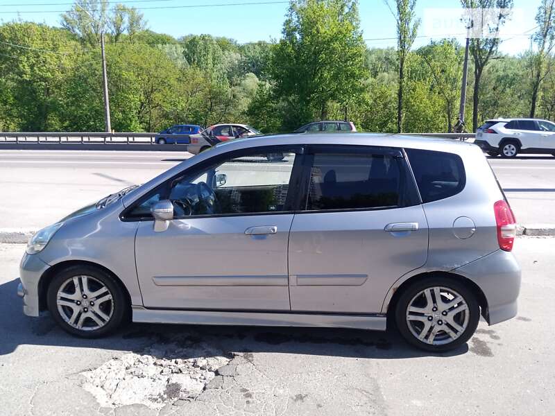 2006 honda jazz