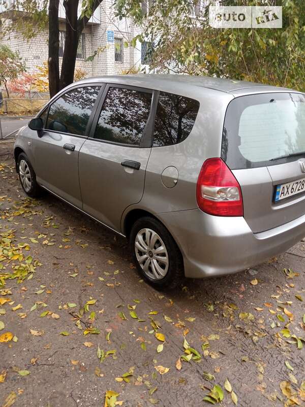 2006 honda jazz