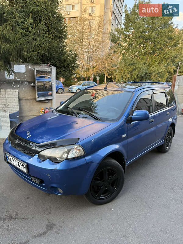 2004 honda hr-v
