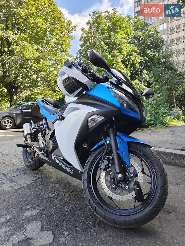 2016 kawasaki ex 300a