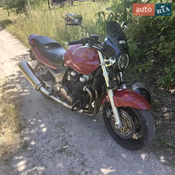 1999 kawasaki zr7s